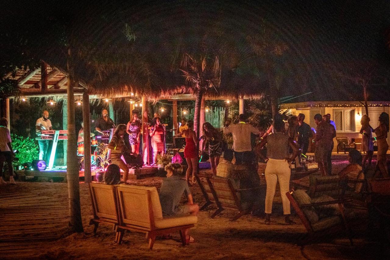 Soho Beach House Canouan Charlestown 外观 照片